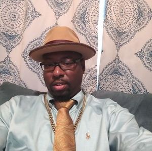 Meet your Posher, Deangelo